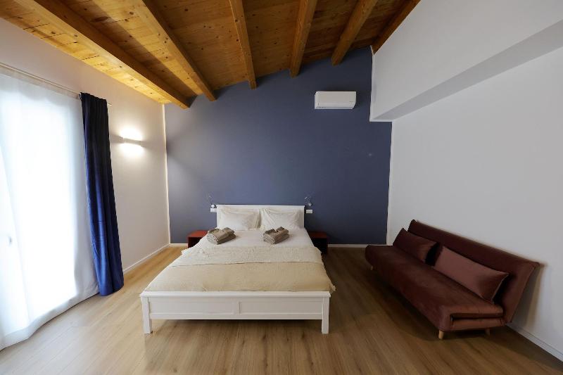 Argenteria5 Holiday Rooms image