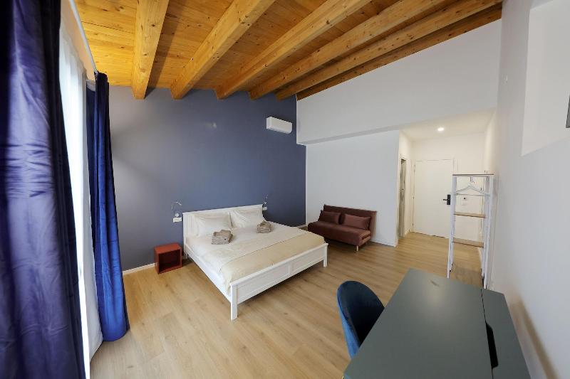 Argenteria5 Holiday Rooms image