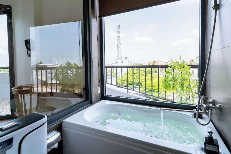 Osaka Boutique Phan Thiet Hotel image