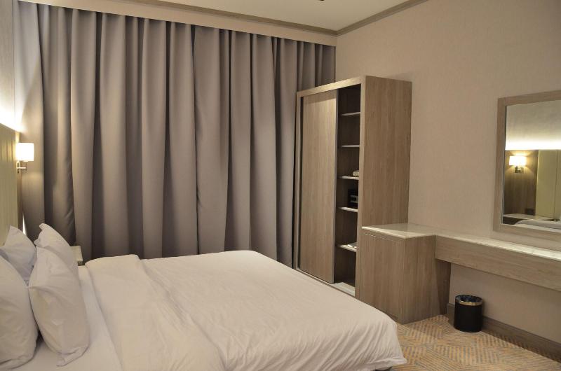 Crown Suite — view