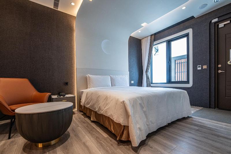 Jingin Hotel image
