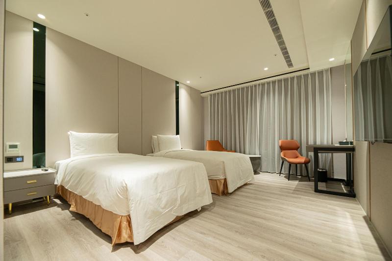 Jingin Hotel image