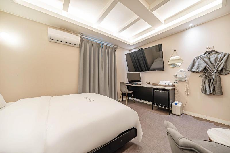 Dk Hotel image