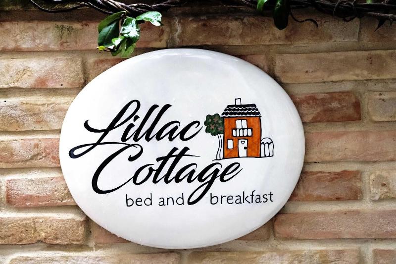 Lillac Cottage image