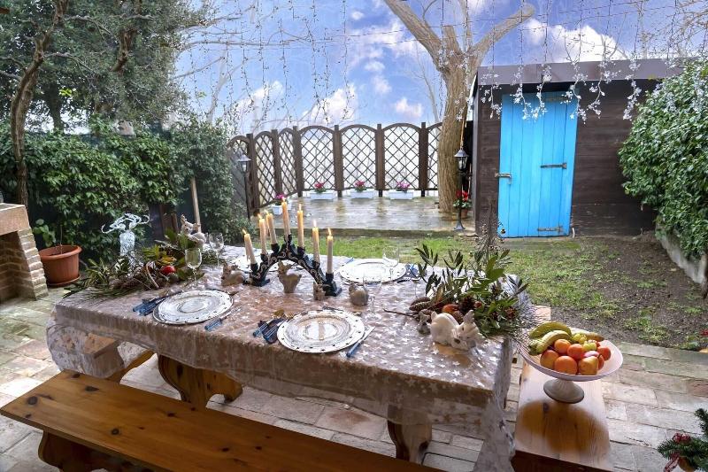 Lillac Cottage image