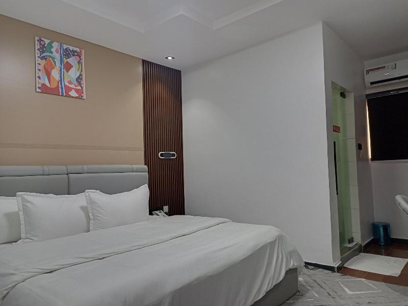 Hotel Thirty Five image
