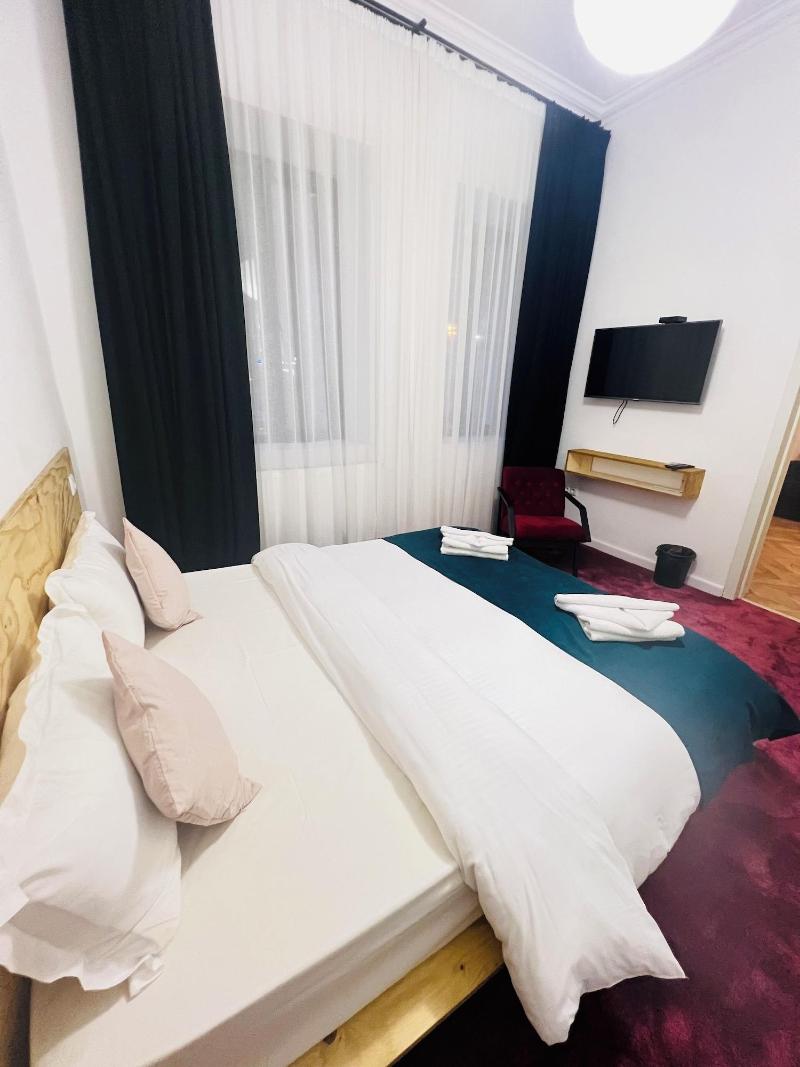 Opera Hotel image