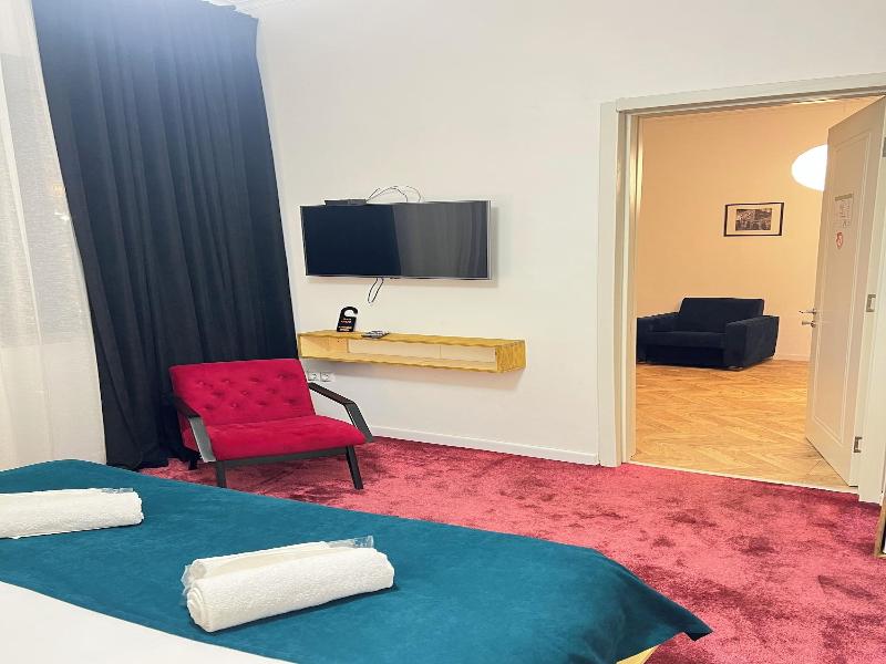 Opera Hotel image