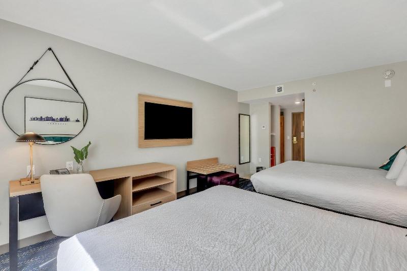 The Kingston Hotel image