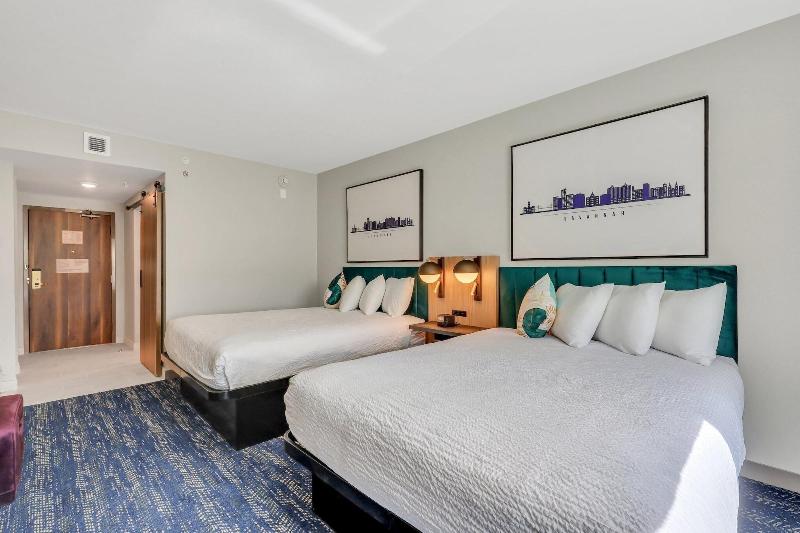 The Kingston Hotel image