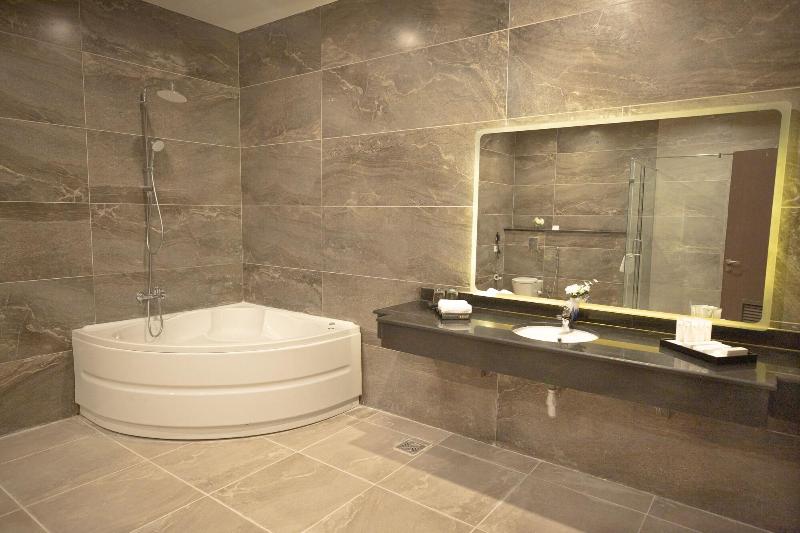 Tolip Hotel Olympic International City image