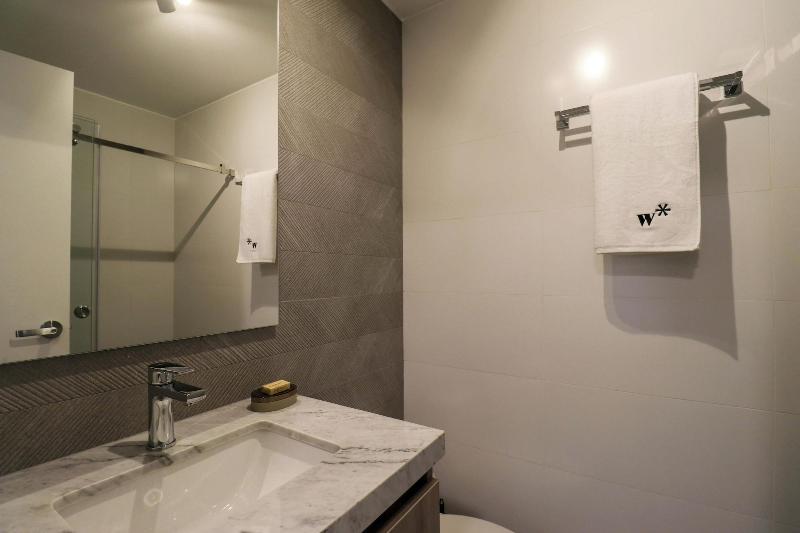 Los Pinos By Wynwood House image