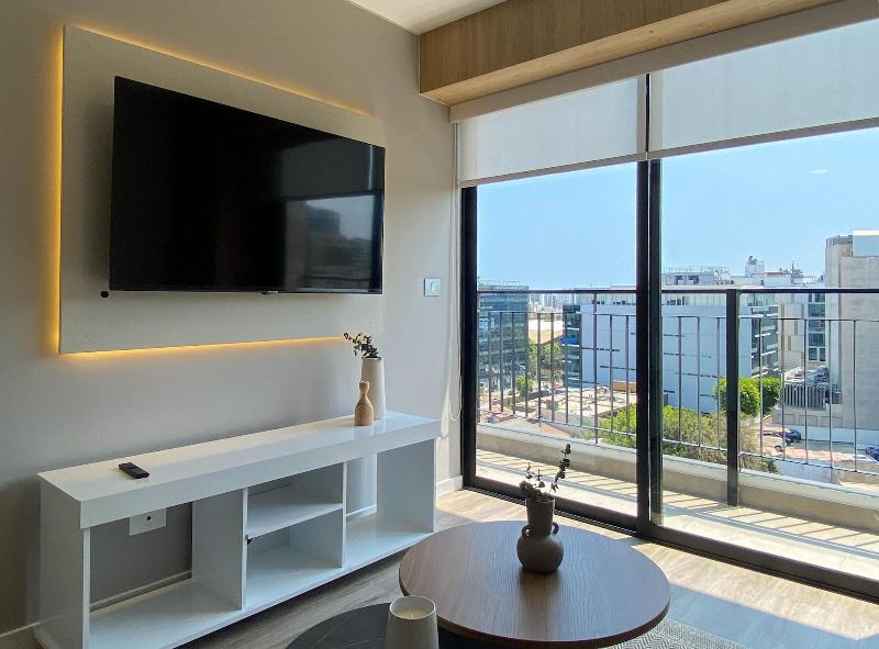 Los Pinos By Wynwood House image