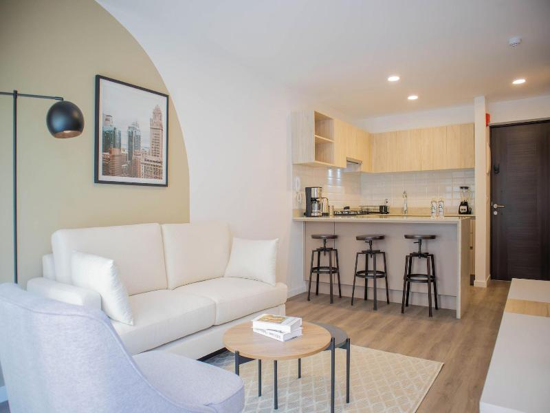Los Pinos By Wynwood House image
