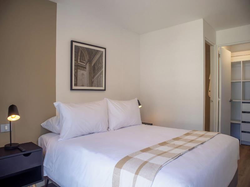 Los Pinos By Wynwood House image
