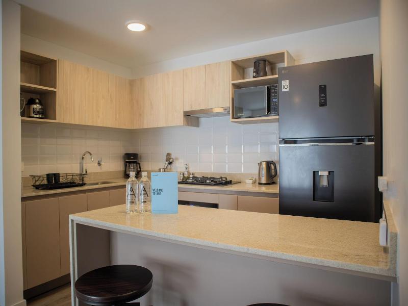 Los Pinos By Wynwood House image