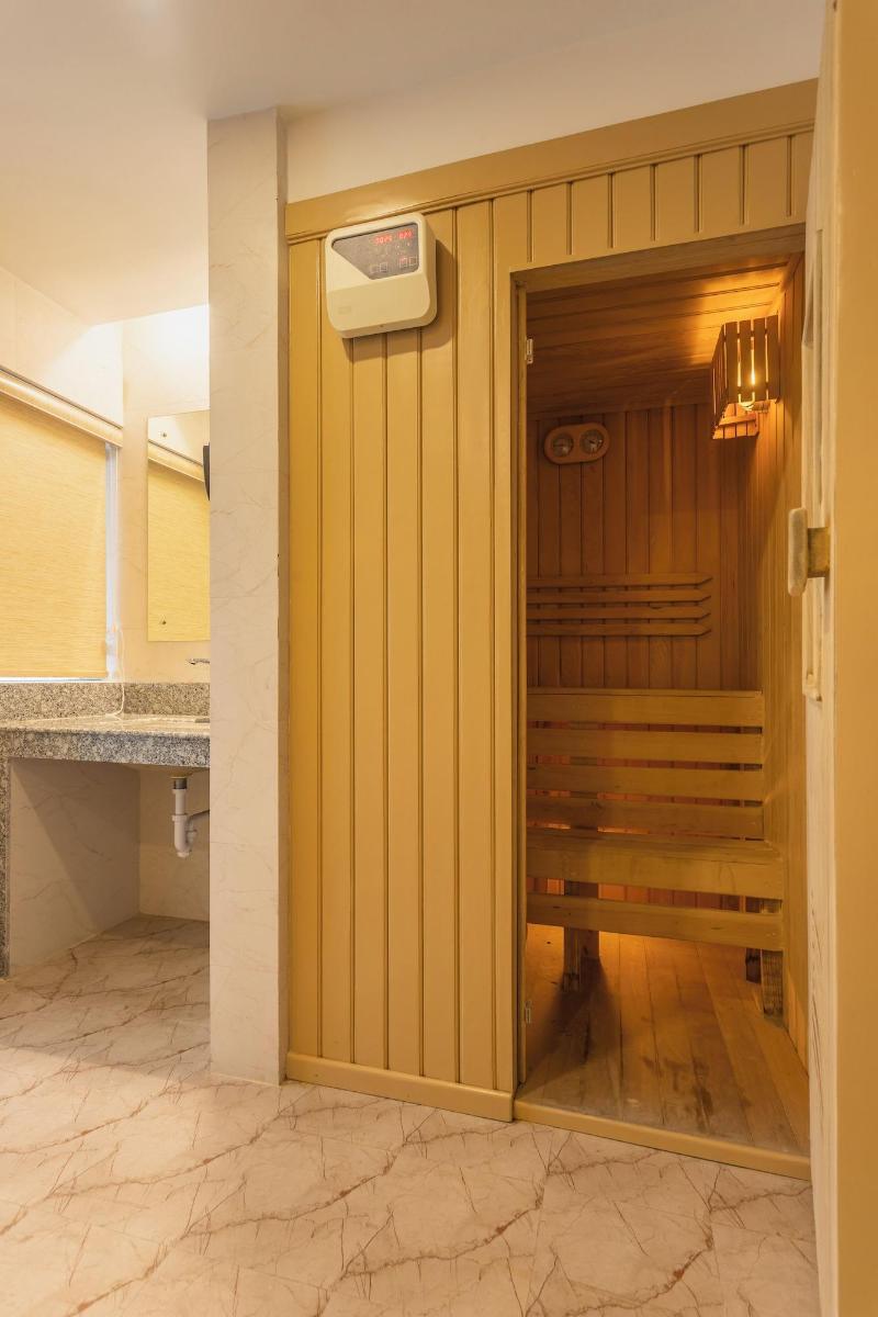 Hotel Crystal Pashupati image