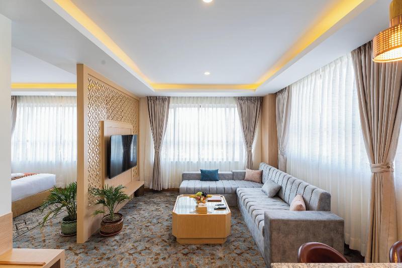 Hotel Crystal Pashupati image