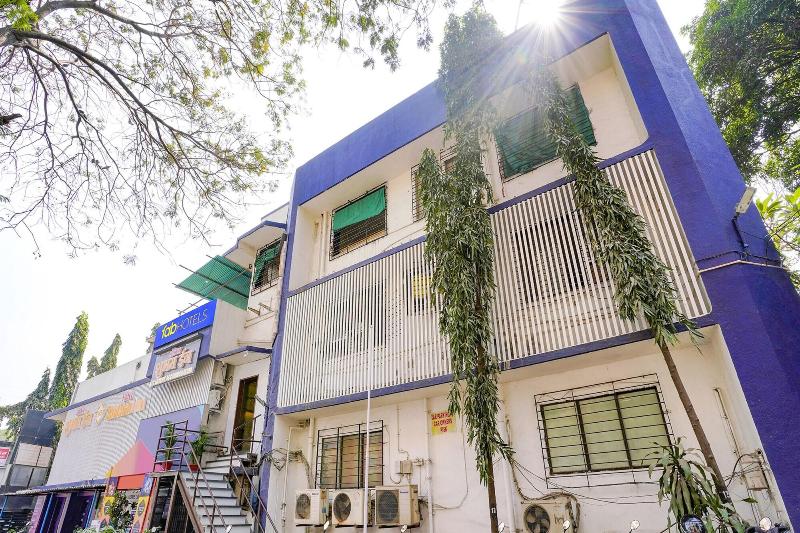 Fabhotel Shubham Inn image