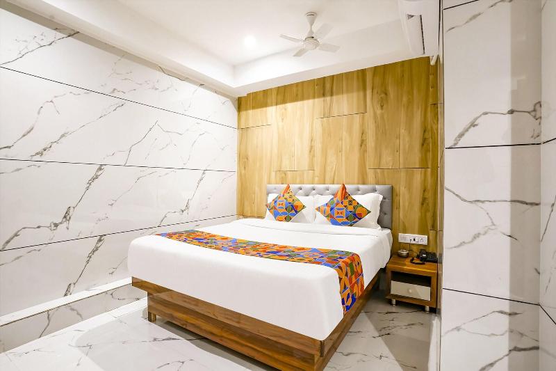 Fabhotel Shubham Inn image
