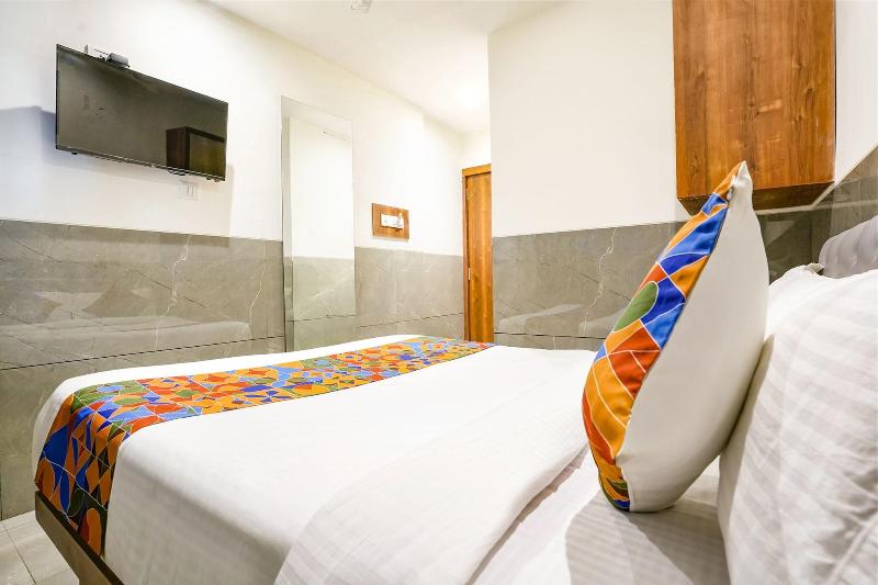 Fabhotel Shubham Inn image