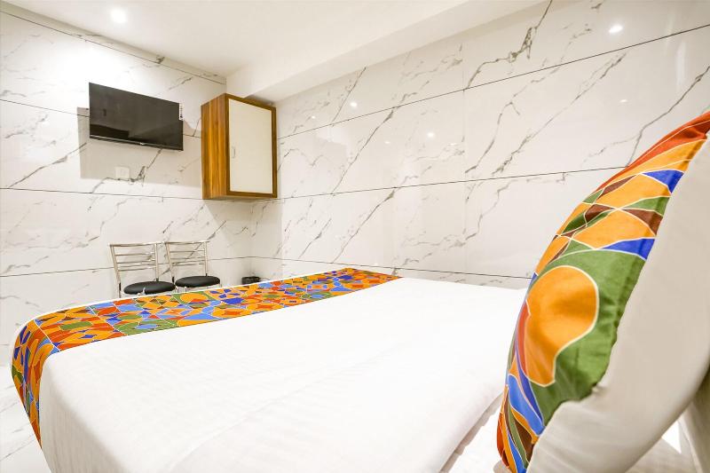 Fabhotel Shubham Inn image