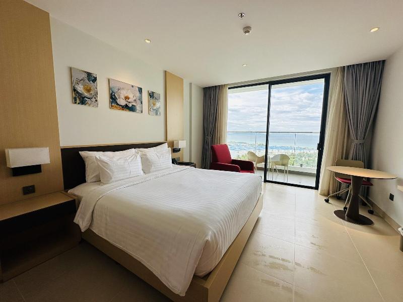Seaview Cam Ranh image
