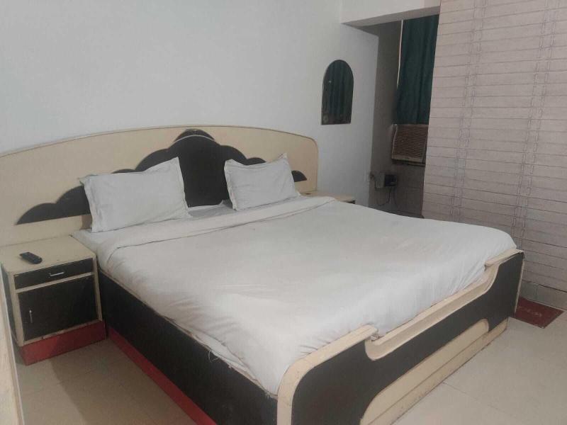 Hotel Abhishek Residency By The Arrow image