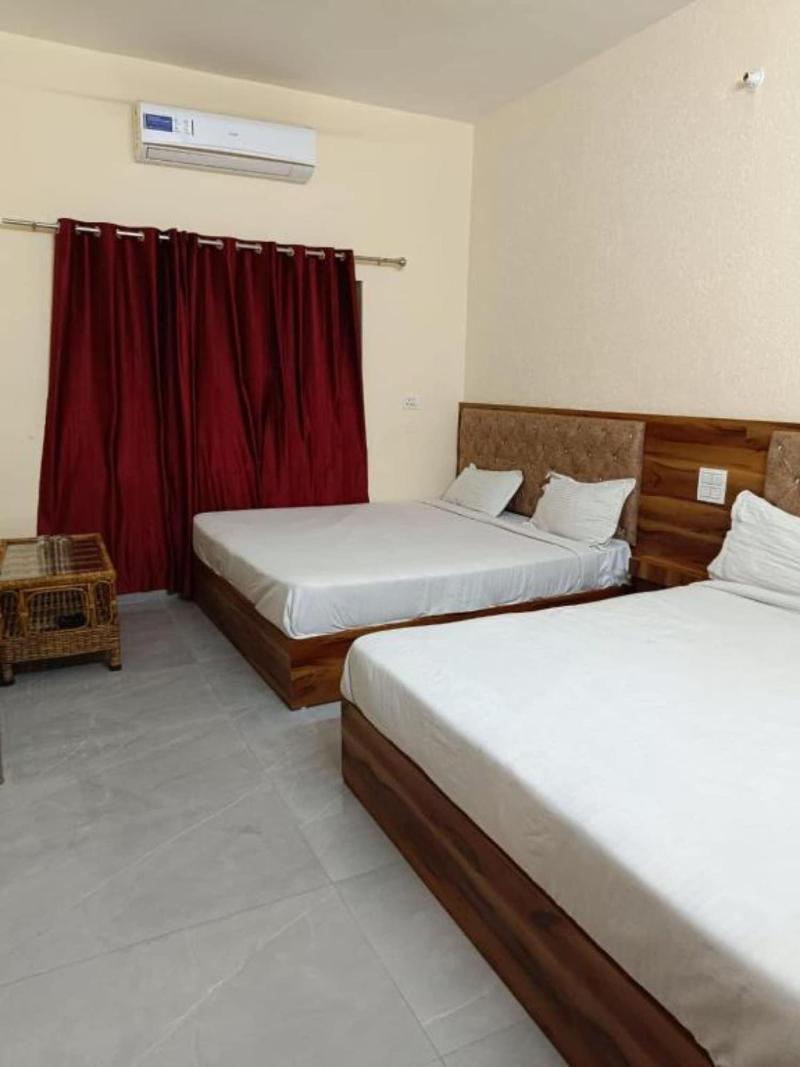 Shiv Ganga Hotel image