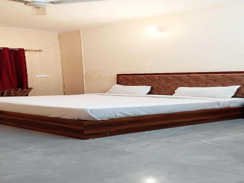Shiv Ganga Hotel image
