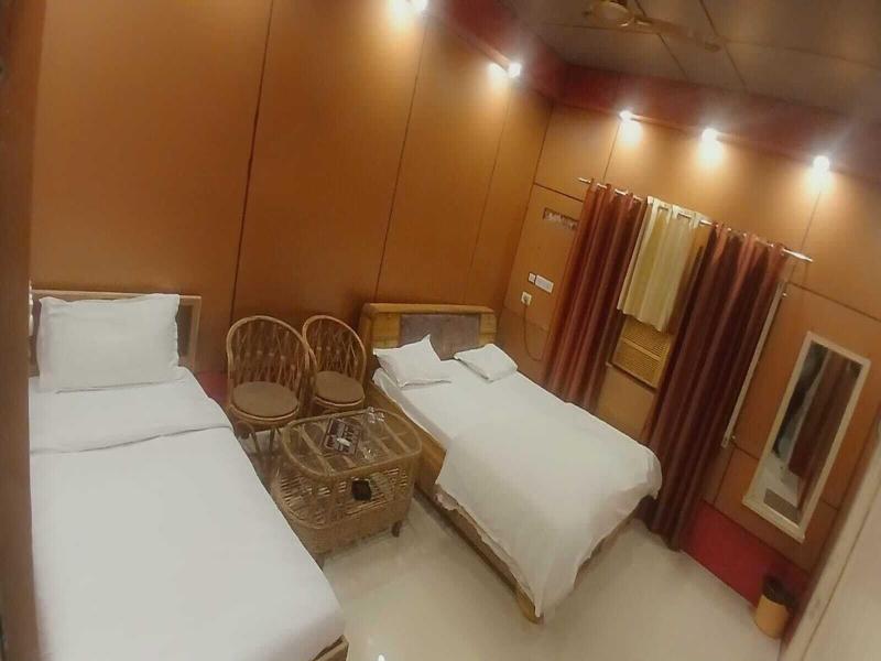 Shiv Ganga Hotel image