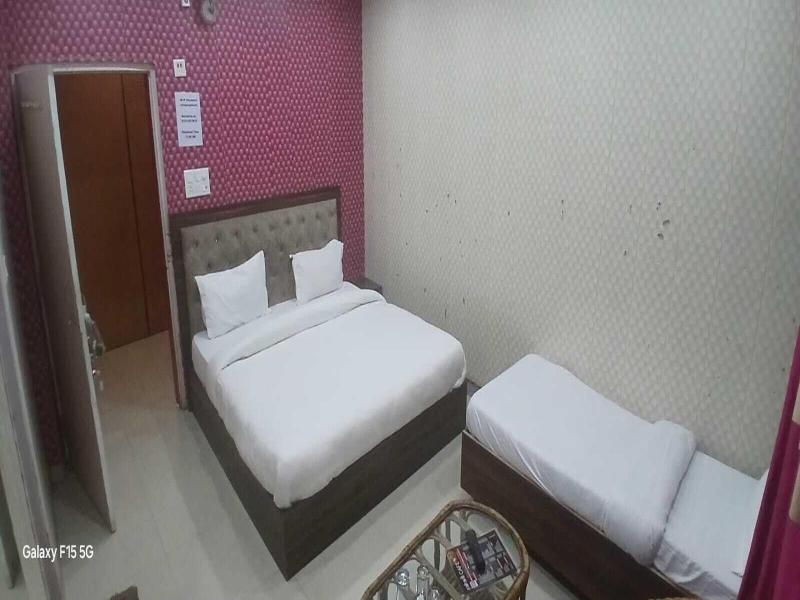 Shiv Ganga Hotel image