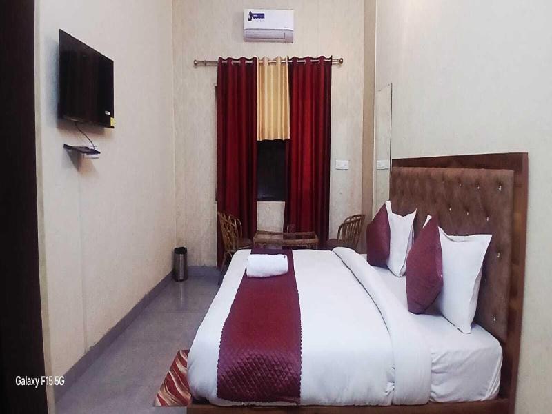 Shiv Ganga Hotel image