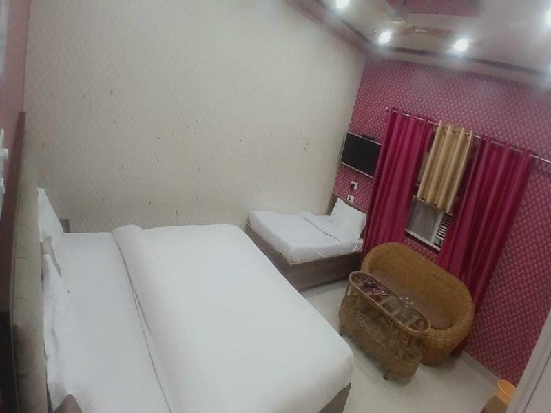 Shiv Ganga Hotel image