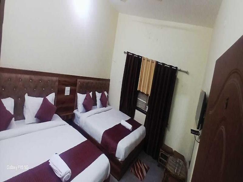 Shiv Ganga Hotel image