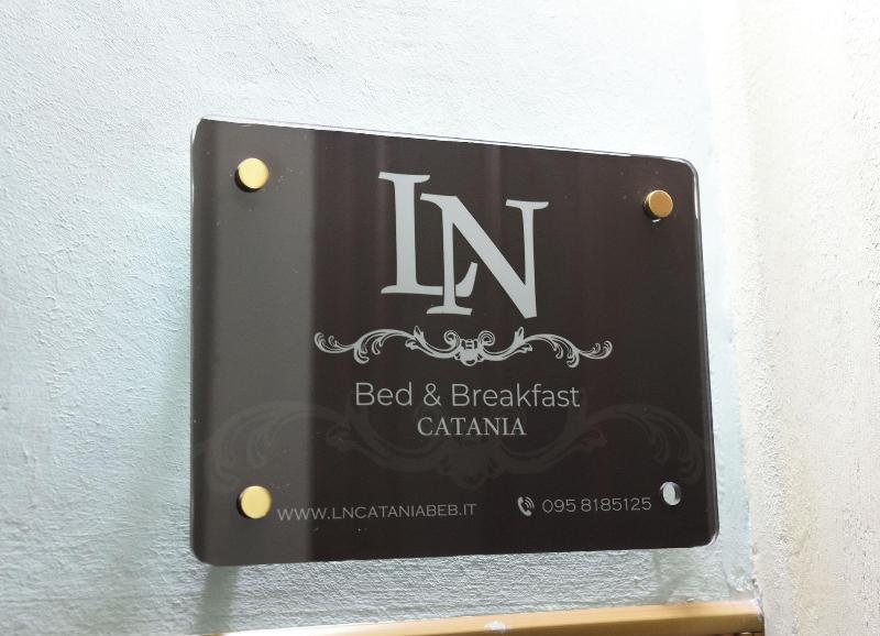 Ln B B image