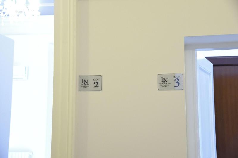 Ln B B image