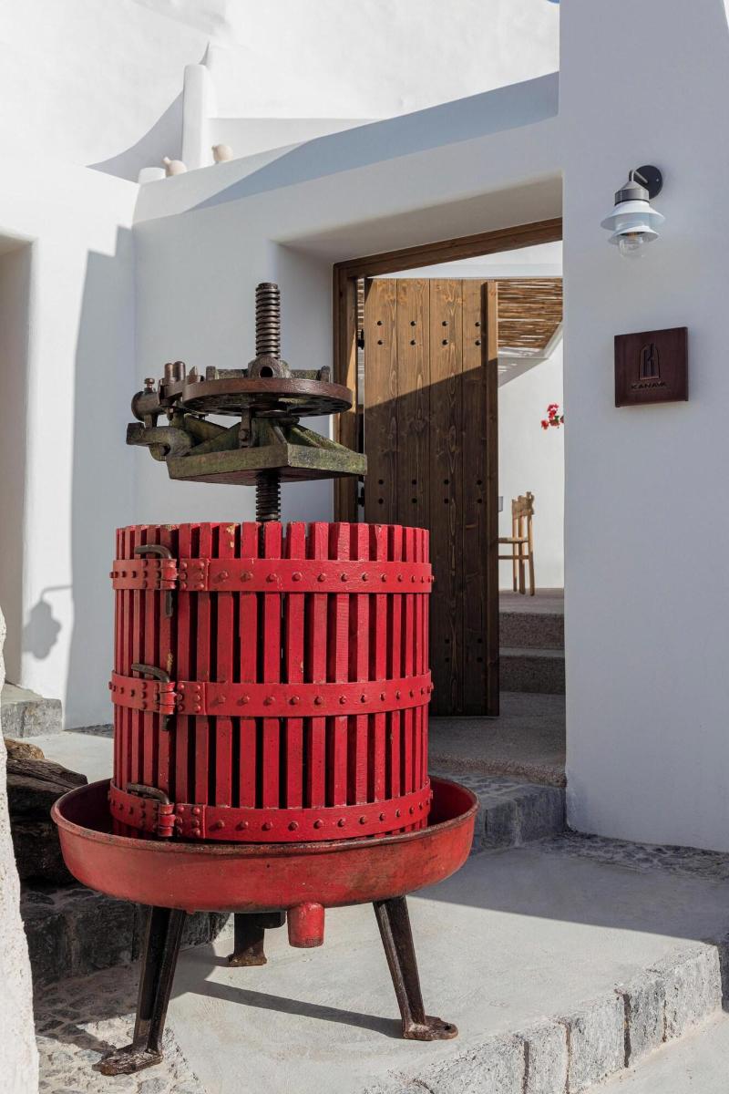 Kanava Cave Winery Villa image