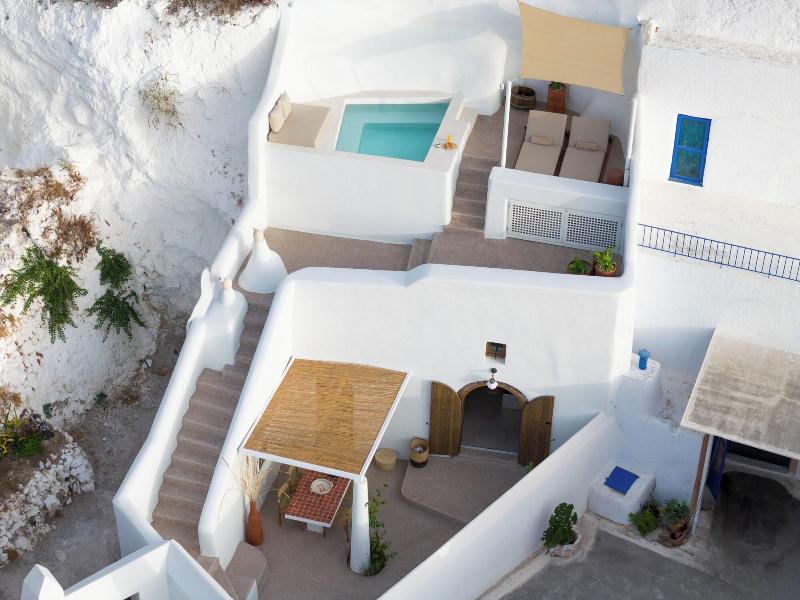Kanava Cave Winery Villa image
