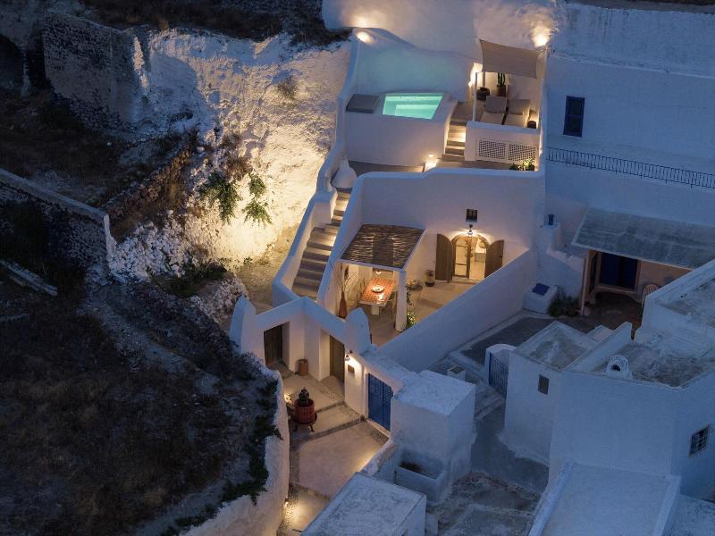 Kanava Cave Winery Villa image