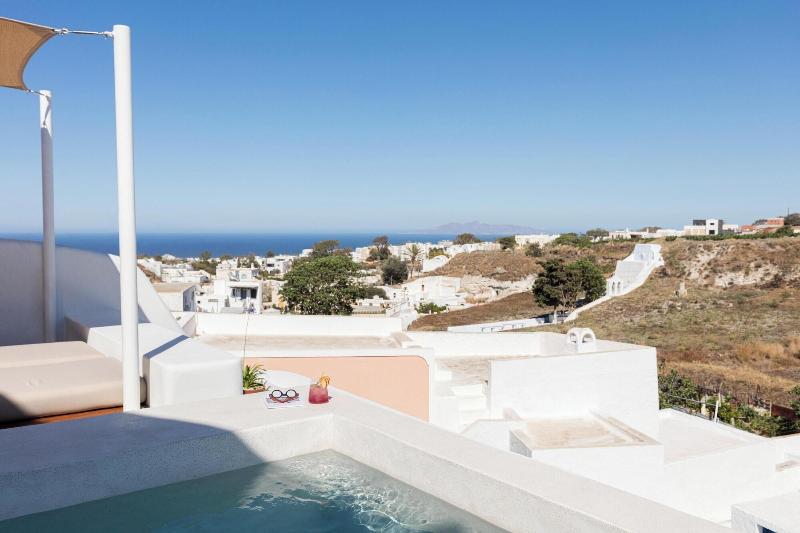 Kanava Cave Winery Villa image