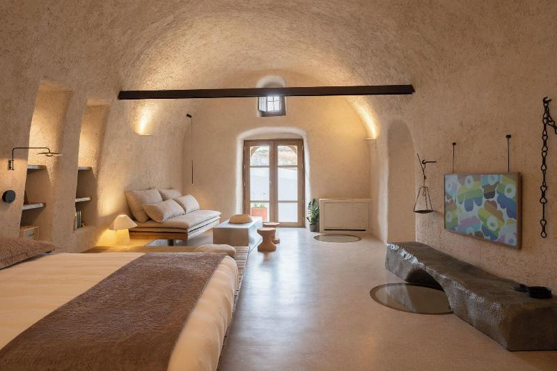Kanava Cave Winery Villa image