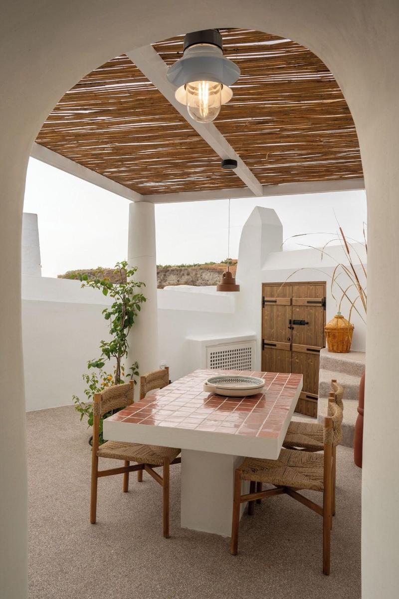 Kanava Cave Winery Villa image
