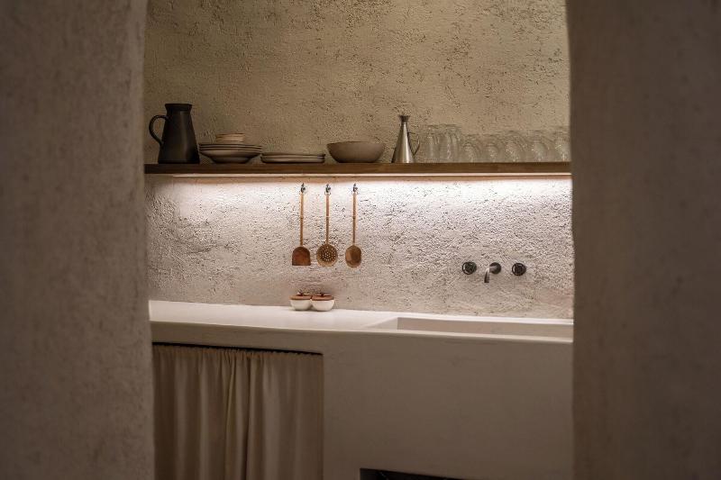 Kanava Cave Winery Villa image