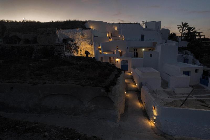 Kanava Cave Winery Villa image