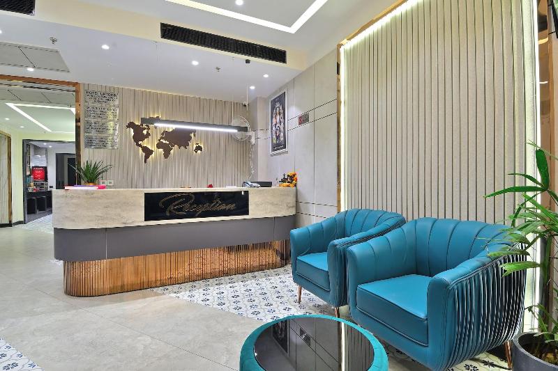 Hotel Uptown By La Exito Hotels image
