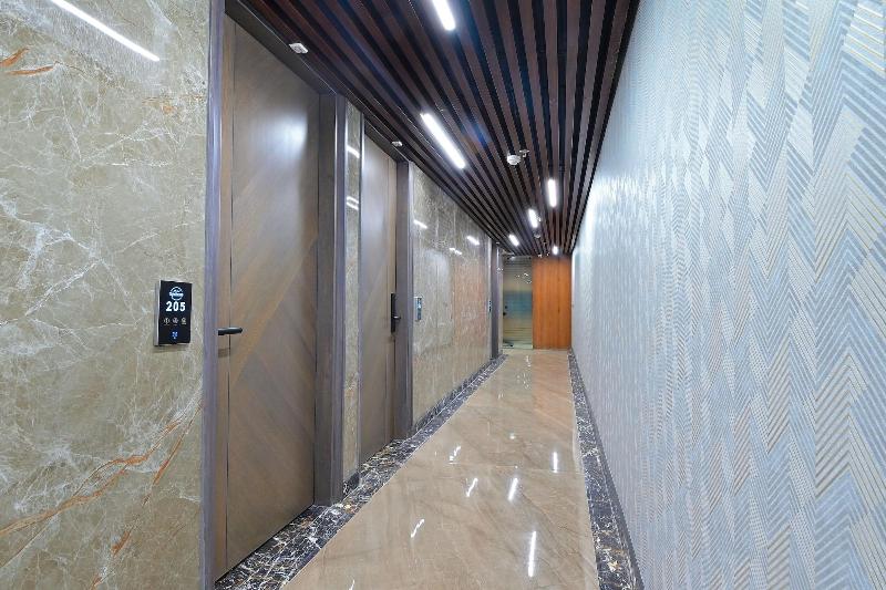 Hotel Uptown By La Exito Hotels image