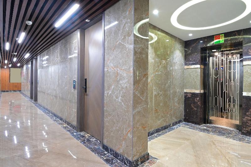 Hotel Uptown By La Exito Hotels image