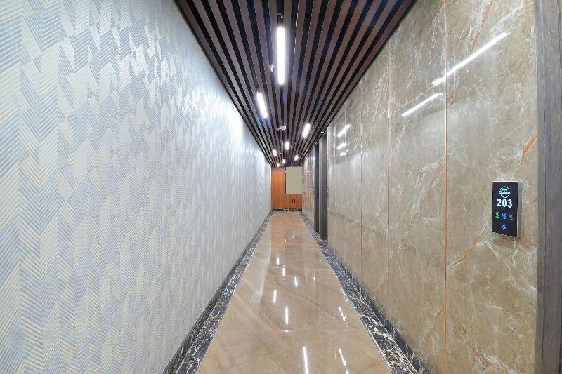Hotel Uptown By La Exito Hotels image