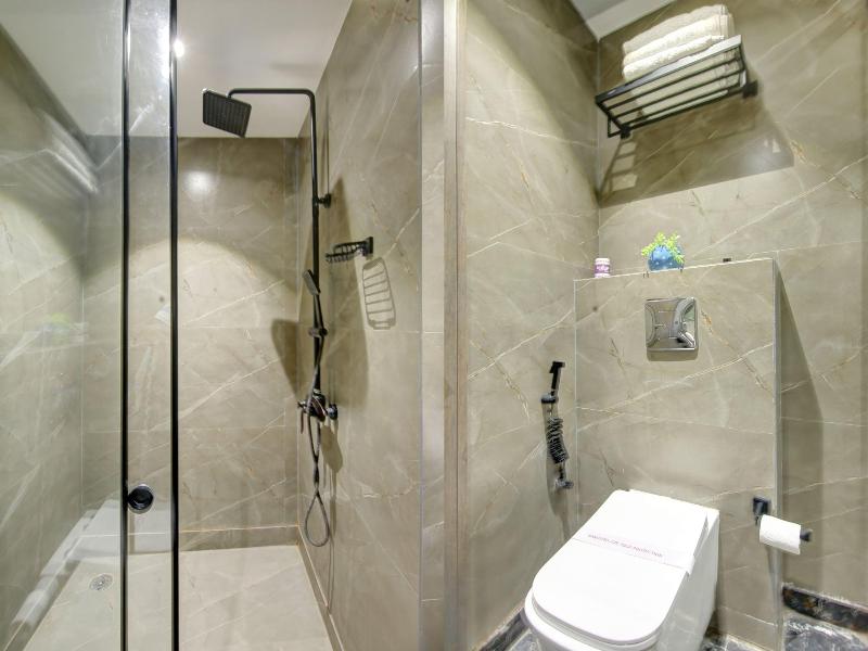 Hotel Uptown By La Exito Hotels image